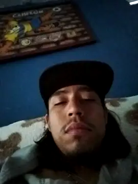 AlexAlejandro13 online show from April 5, 2026, 10:40 pm