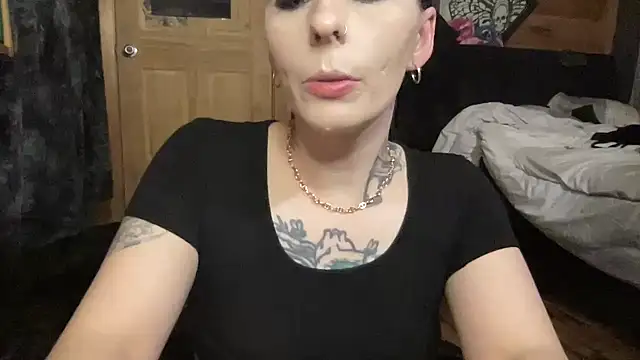 TeenyDoll online show from May 26, 2026, 2:40 am