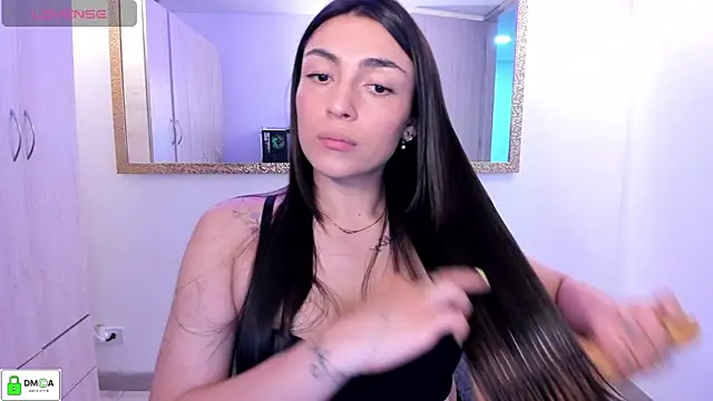 EricaVanderhill online show from December 22, 2025, 11:46 pm