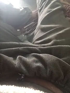 FinableKnee online show from February 2, 2026, 8:24 am