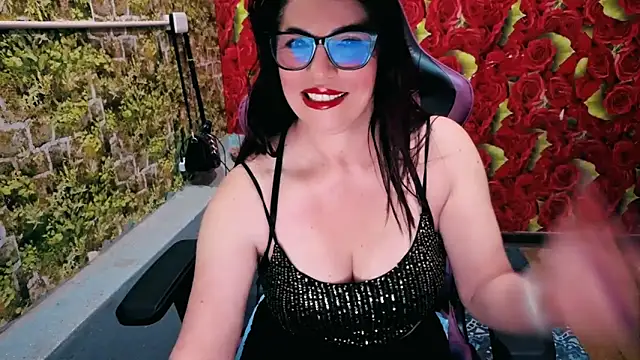 andrea24080 online show from May 26, 2026, 2:02 pm
