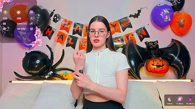 Snapshot of AriellaTesk chatting on October 30, 2025, 3:30 am AriellaTesk online show from October 30, 2025, 3:30 am