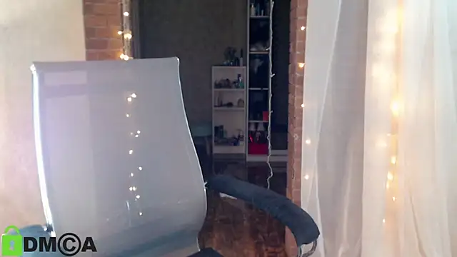 ms kelarini online show from February 6, 2025, 8:56 pm