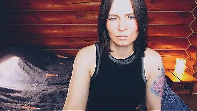 Platina Fox online show from February 4, 2025, 5:21 am