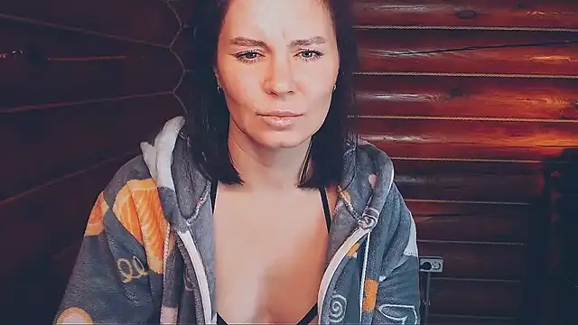 Platina Fox online show from December 22, 2025, 4:42 am