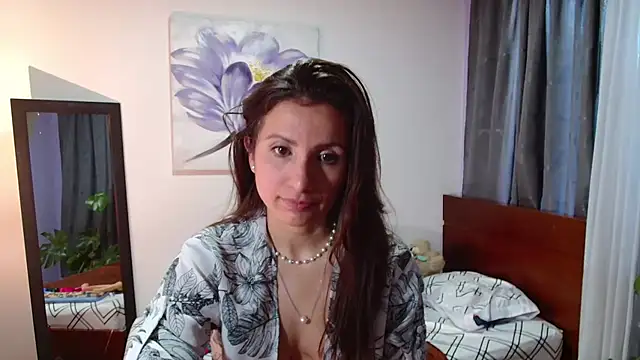 vanessabrown  online show from February 1, 2025, 9:29 pm