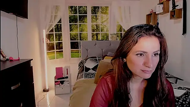 vanessabrown  online show from July 6, 2026, 3:58 pm