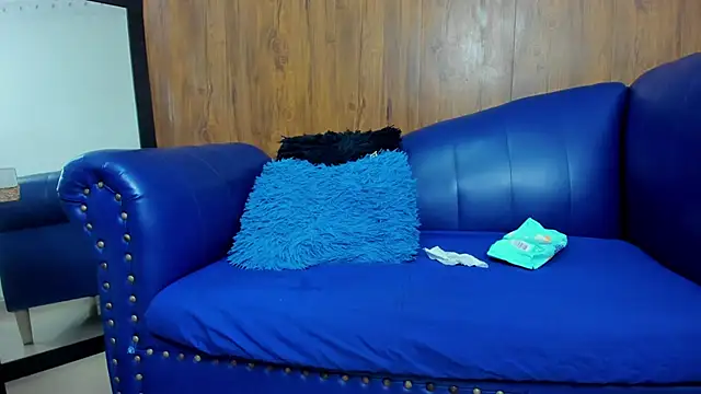 Snapshot of Mature_Skinny chatting on February 13, 2025, 2:52 pm Mature Skinny online show from February 13, 2025, 2:52 pm