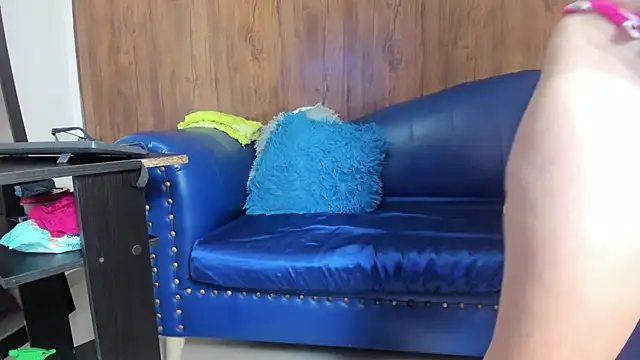 Snapshot of Mature_Skinny chatting on March 8, 2025, 12:52 pm Mature Skinny online show from March 8, 2025, 12:52 pm