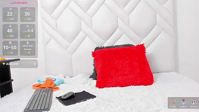 Snapshot of Mature_Skinny chatting on February 18, 2026, 7:32 pm Mature Skinny online show from February 18, 2026, 7:32 pm