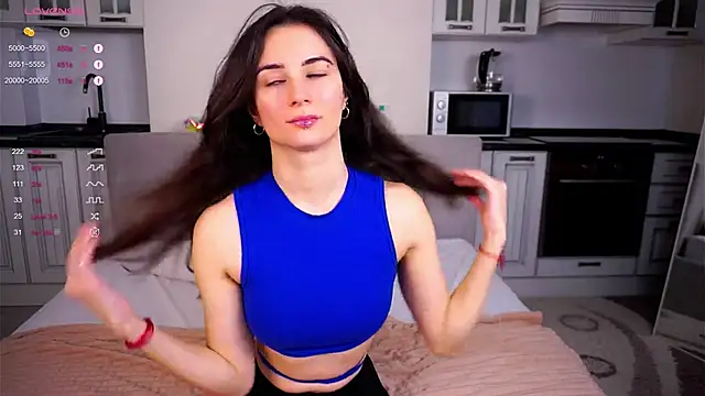 Holla Molly online show from February 25, 2025, 5:19 am