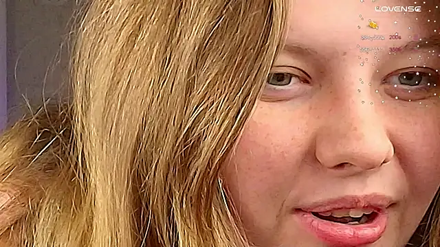 Vivian cutie online show from October 2, 2025, 3:41 pm