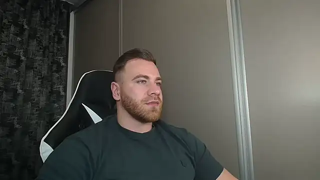 Thori92 online show from February 26, 2025, 8:54 pm