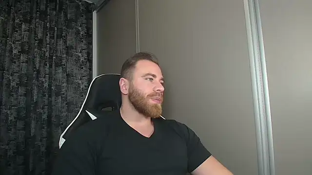 Thori92 online show from November 29, 2025, 3:59 pm