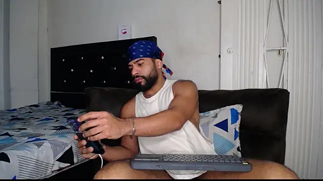 sweatyhairypig23 online show from March 23, 2025, 12:58 am