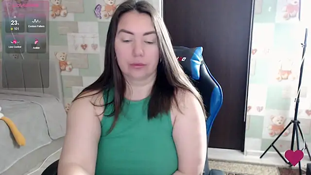 Snapshot of Korolek12 chatting on June 1, 2026, 2:02 am Korolek12 online show from June 1, 2026, 2:02 am