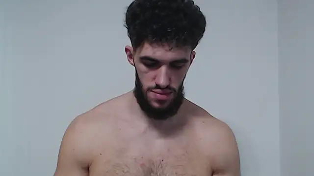 Snapshot of hiddenf chatting on February 9, 2026, 10:03 pm hiddenf online show from February 9, 2026, 10:03 pm