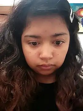 Peach Girll online show from March 21, 2025, 12:17 pm