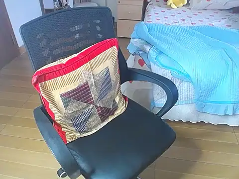 Snapshot of Makemypussysquirt-tsunami chatting on September 29, 2025, 6:51 am Makemypussysquirt-tsunami online show from September 29, 2025, 6:51 am