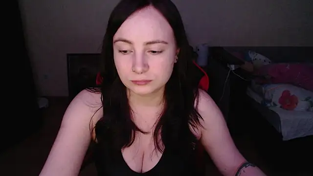 Snapshot of Laralianna chatting on February 21, 2026, 11:50 pm Laralianna online show from February 21, 2026, 11:50 pm