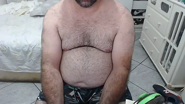 MysterBearMG online show from November 2, 2025, 11:51 pm