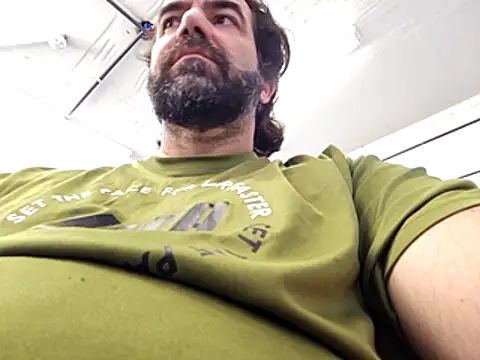 MysterBearMG online show from May 8, 2026, 3:39 pm