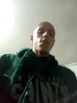 Snapshot of TRIXTERXXX chatting on November 10, 2025, 6:12 am TRIXTERXXX online show from November 10, 2025, 6:12 am