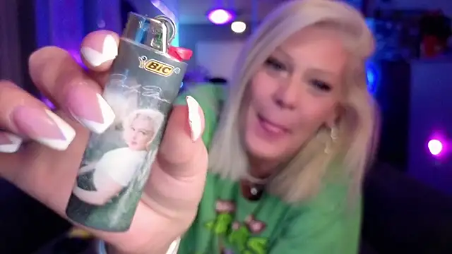 Snapshot of Lexi_Shocker chatting on June 27, 2026, 6:40 am Lexi Shocker online show from June 27, 2026, 6:40 am