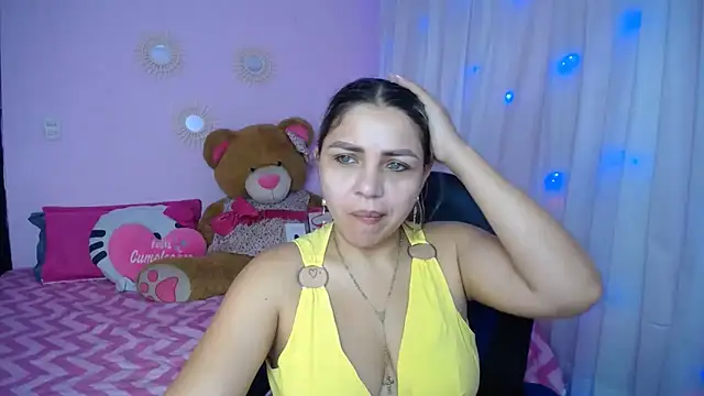 cum bigass online show from March 21, 2025, 12:06 pm