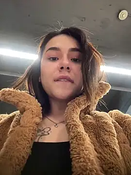 Snapshot of sammbunny chatting on January 5, 2025, 7:39 pm sammbunny online show from January 5, 2025, 7:39 pm