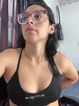 Ninnfa online show from February 7, 2025, 7:17 pm