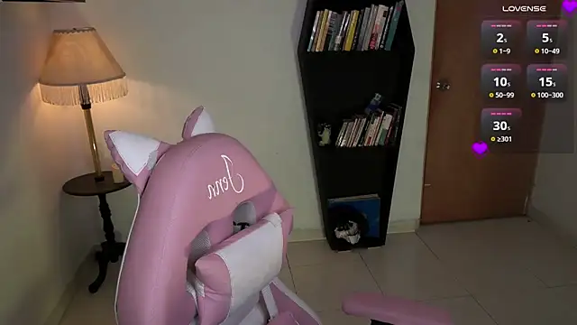 Saucy Jenn online show from February 8, 2026, 2:48 am