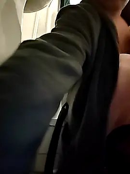 Snapshot of sile2000nou chatting on February 28, 2026, 5:52 am sile2000nou online show from February 28, 2026, 5:52 am