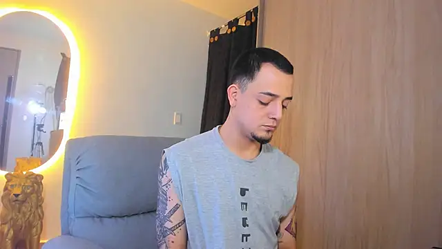 alejandro calderon1 online show from February 7, 2025, 6:03 am