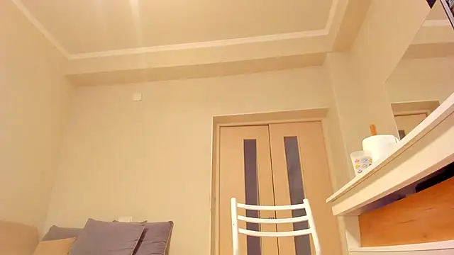 keiko hot online show from March 7, 2025, 4:24 am