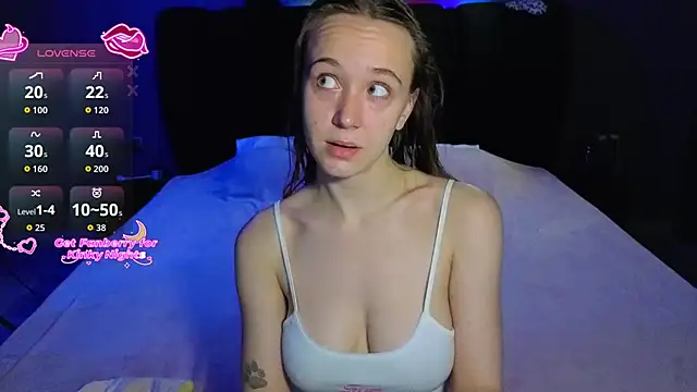 Snapshot of SexyCocobutt chatting on April 10, 2026, 1:38 pm SexyCocobutt online show from April 10, 2026, 1:38 pm