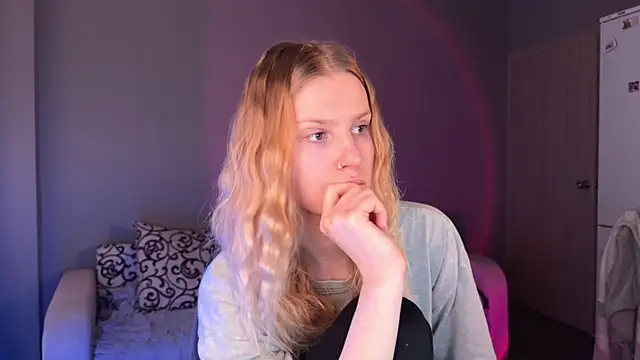 Chanel Gill online show from September 30, 2025, 8:19 am