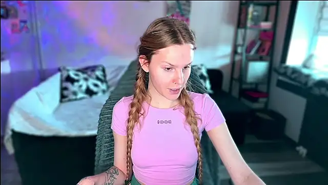 Chanel Gill online show from February 22, 2026, 10:58 am