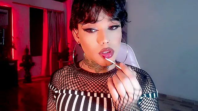 Snapshot of little_star_porn chatting on February 22, 2025, 11:46 pm little star porn online show from February 22, 2025, 11:46 pm