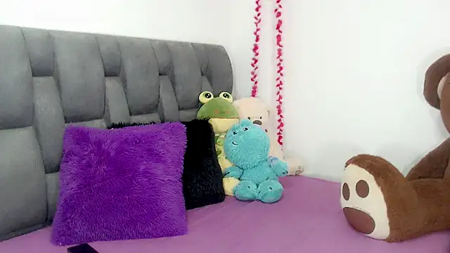 Snapshot of little_star_porn chatting on November 25, 2025, 3:17 am little star porn online show from November 25, 2025, 3:17 am