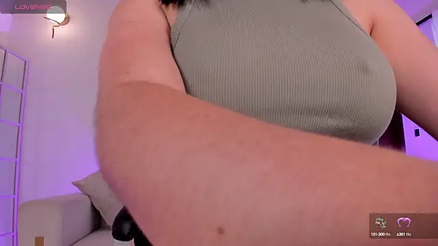 Snapshot of JennaOlsonX chatting on February 16, 2025, 8:55 pm JennaOlsonX online show from February 16, 2025, 8:55 pm