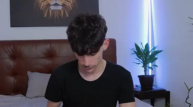 DanielCrush1 online show from February 13, 2025, 9:09 am