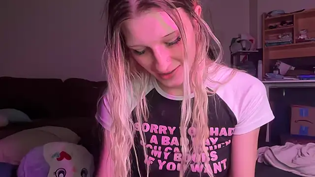 kittyxexx online show from June 26, 2026, 2:49 am