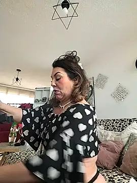 Myrnasexxx online show from November 22, 2025, 4:39 pm