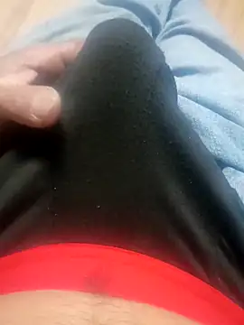 Snapshot of juice753 chatting on December 19, 2025, 9:33 pm juice753 online show from December 19, 2025, 9:33 pm