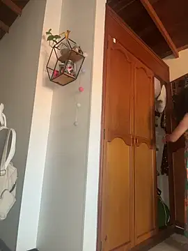 GabriSaenz online show from January 7, 2026, 1:24 pm