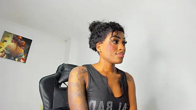 Snapshot of Emattaylor chatting on January 5, 2025, 1:47 pm Emattaylor online show from January 5, 2025, 1:47 pm