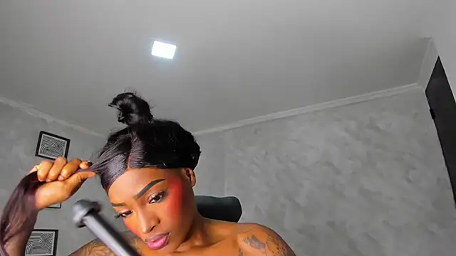 Emattaylor online show from March 19, 2026, 11:03 am