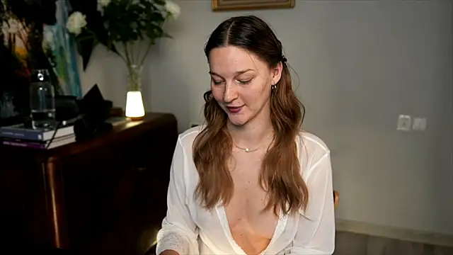 Snapshot of Special___ chatting on December 19, 2024, 6:23 pm Special    online show from December 19, 2024, 6:23 pm