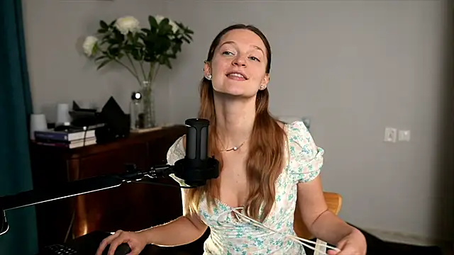 Snapshot of Special___ chatting on January 7, 2025, 5:53 pm Special    online show from January 7, 2025, 5:53 pm